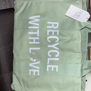 EVERYDAY TOTE BAG